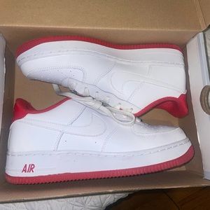 Only been worn once!They are in great condition, and still have the box.